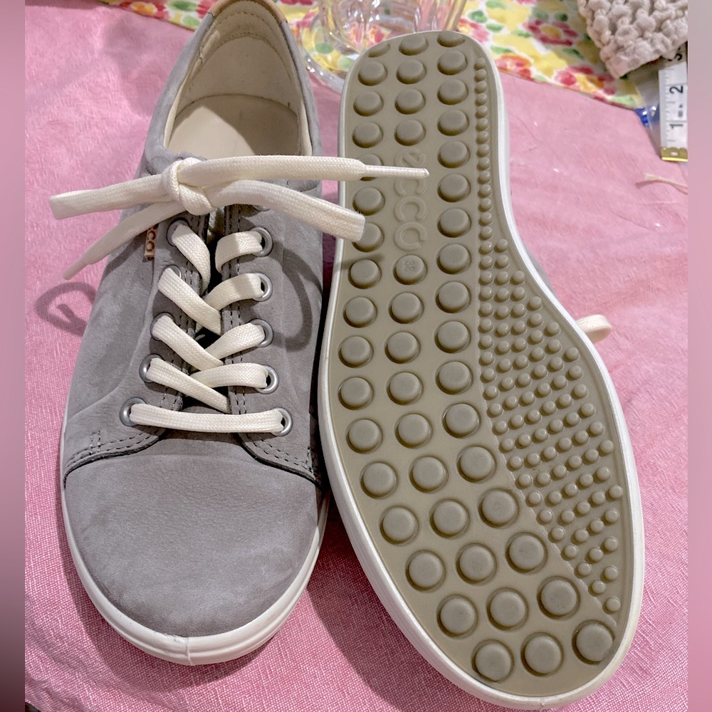 New ECCO Nubuc sneakers. Light Grey size 7 EU38. For Fall!  It’s a true grey. EC